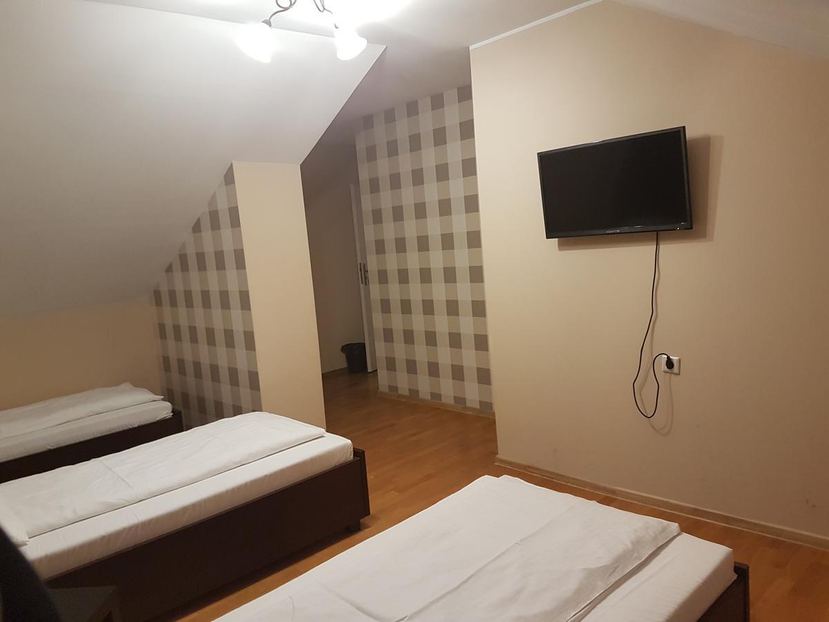 Duszka Hostel Warszawa Eksteriør billede